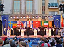 Участие 50- фольклорных фестивалей Барселона Испания